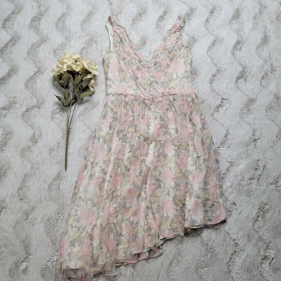 Elizabeth And James 100% Silk Shell Pink White Floral Print Sash V Neck Dress 4 - Picture 1 of 12